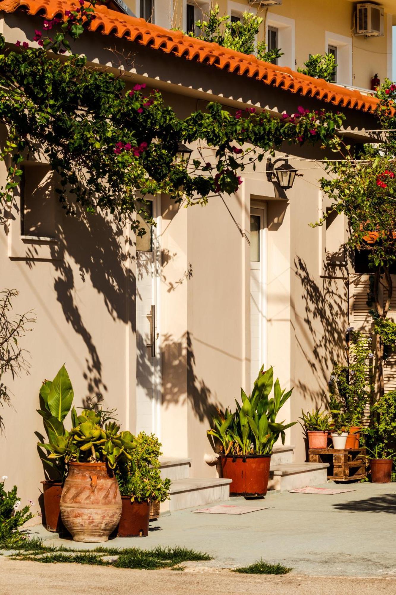 Garden Studios Alykes  Exterior foto